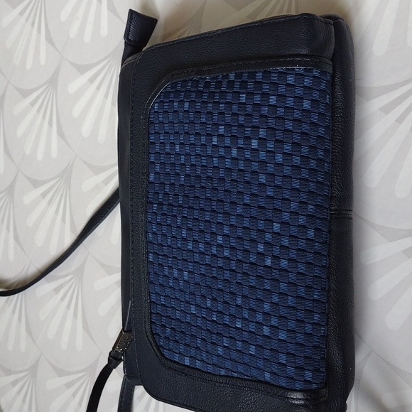 Navy Steven cross body - Picture 3 of 10